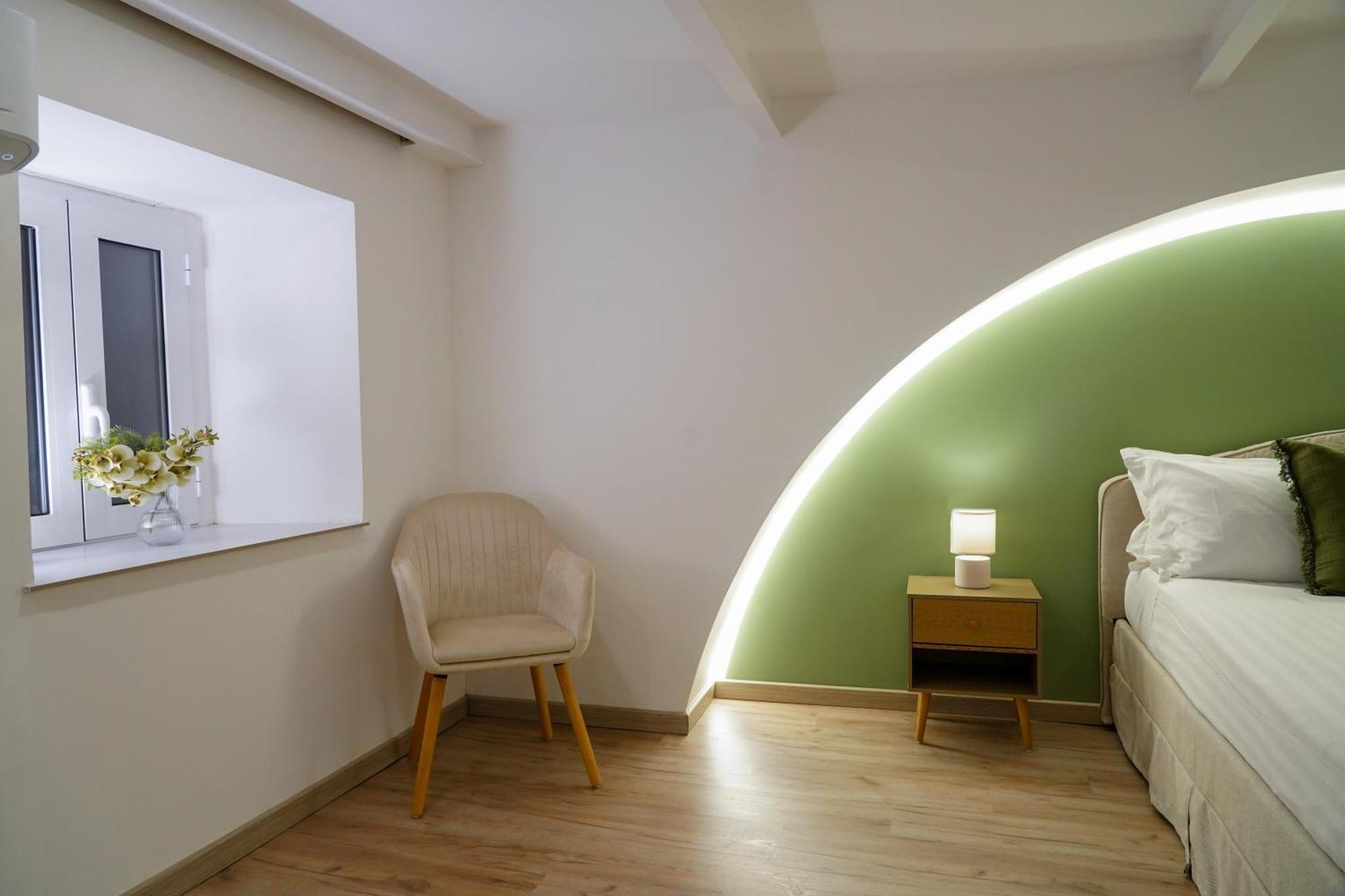 R-home Crispi Apartment