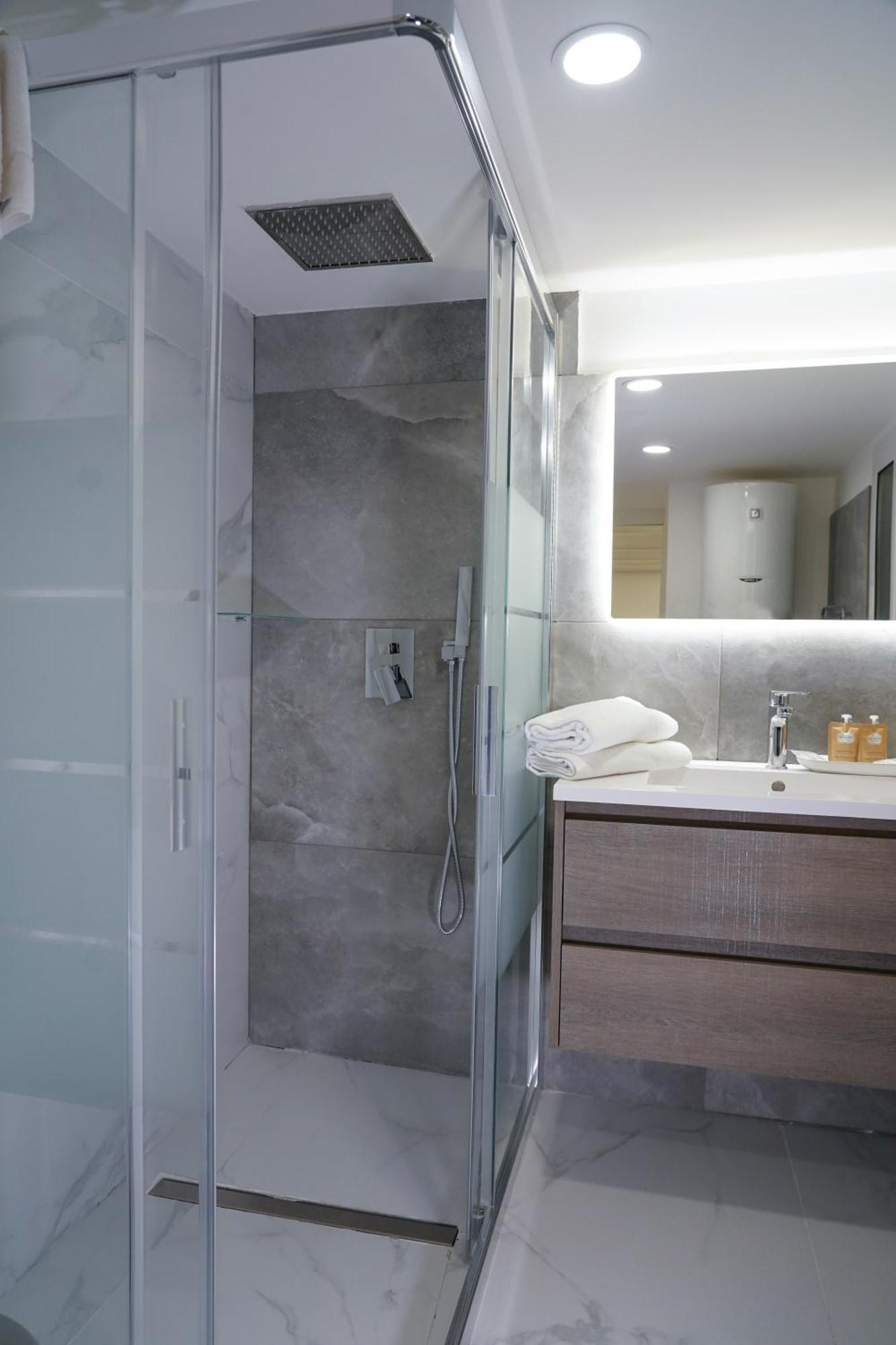 Apartment R-home Crispi